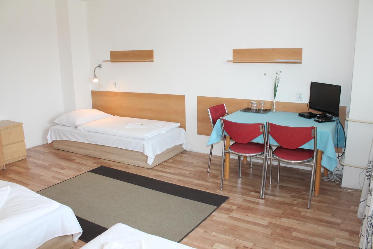 Hostel Turist Zwoleń Zewnętrze zdjęcie